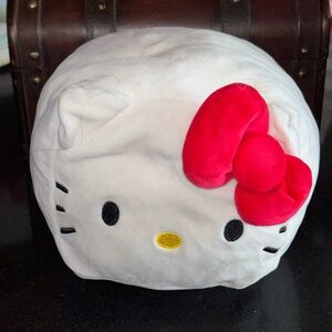 Sanrio Hello Kitty Square 8” Universal Studios Exclusive Soft Plush 2023